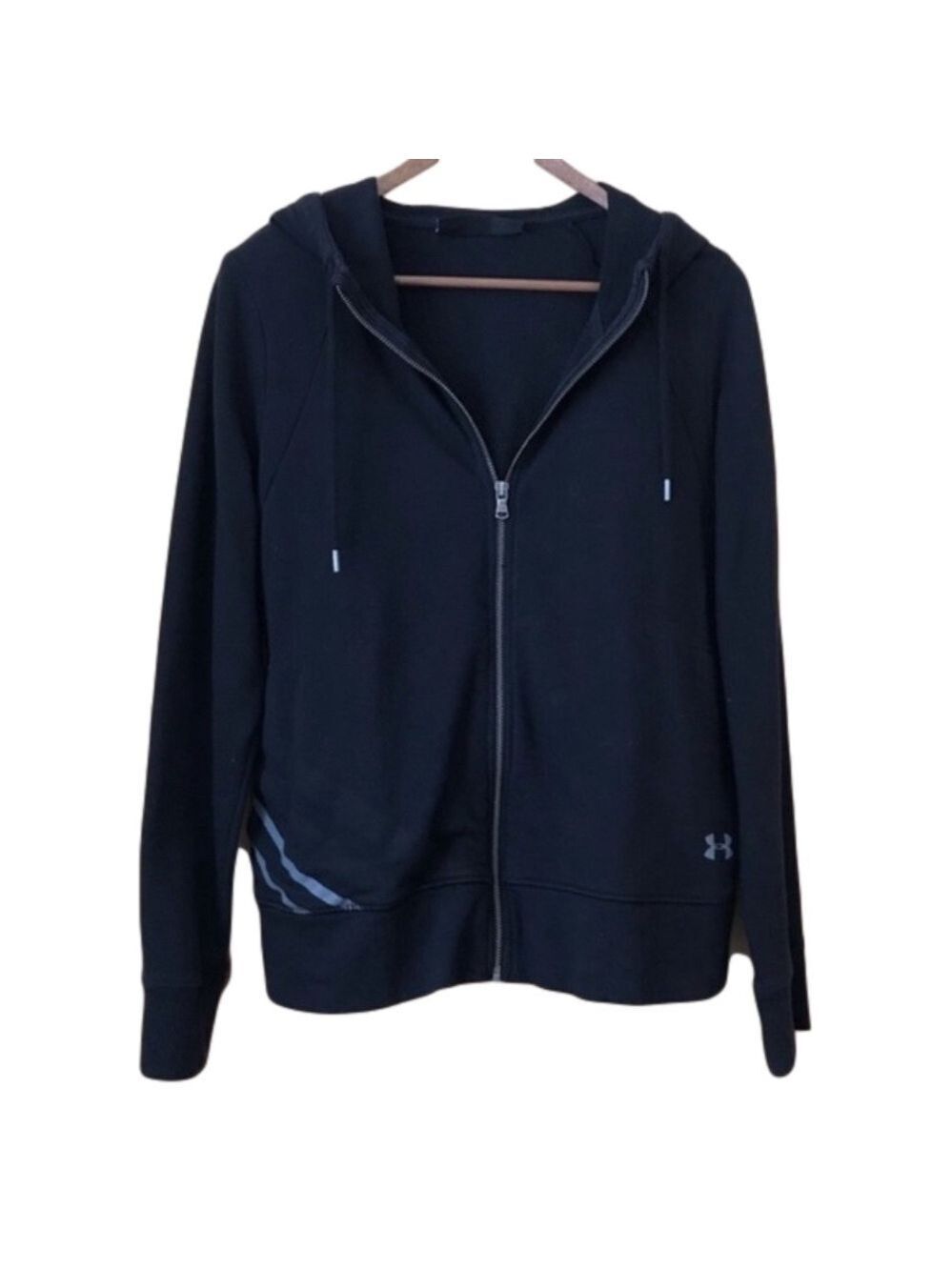 Under Armour Loose Fit Performance Hoodie Size medium